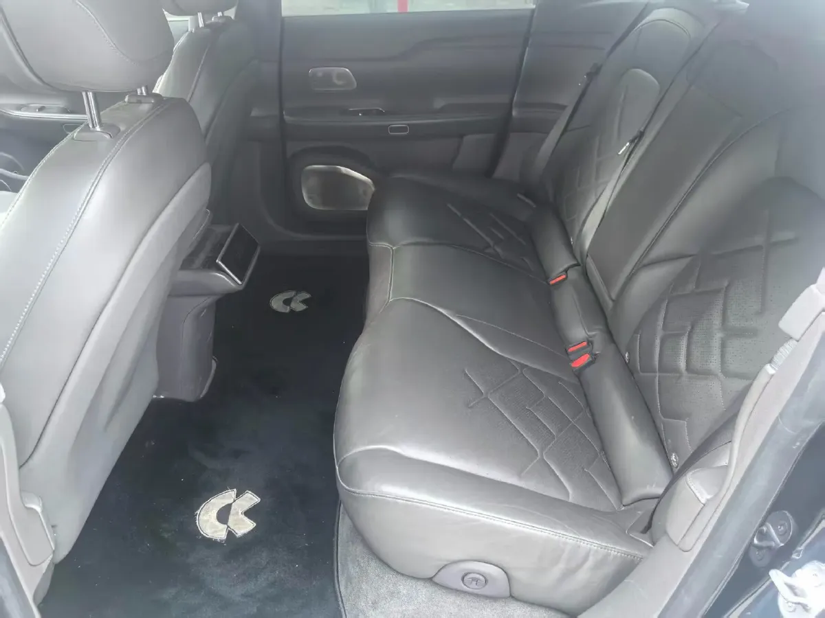 2021 Volkswagen ID.6 Crozz BEV 84.8KWH,autocango,china used car exporter,china ev exporter,chinese used car exporter,chinese used ev exporter