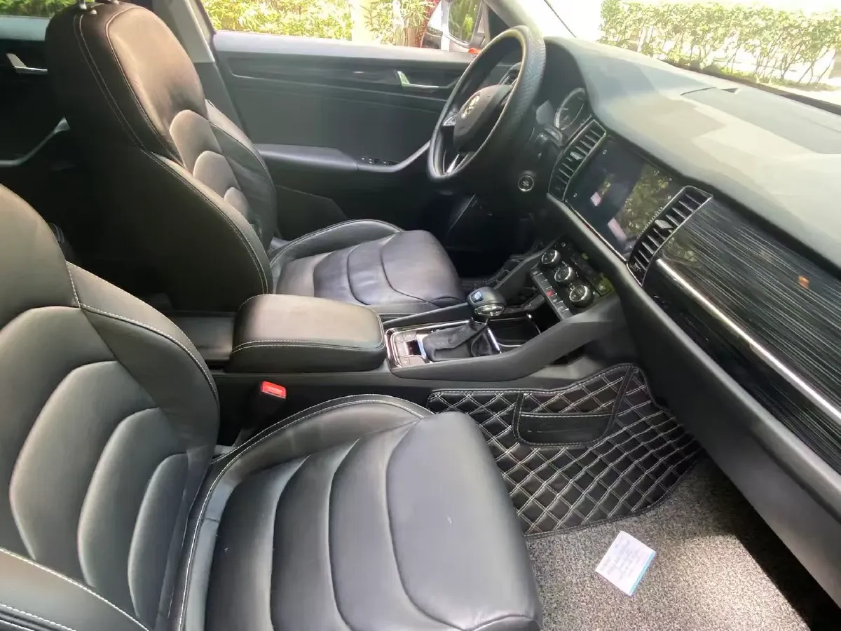2018 Skoda Kodiak 2.0T 186HP L4 7DCT,autocango,china used car exporter,china ev exporter,chinese used car exporter,chinese used ev exporter