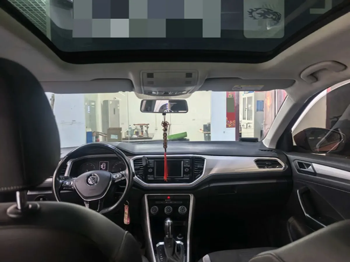 2019 Volkswagen T-Roc 1.4T 150HP L4 7DCT,autocango,china used car exporter,china ev exporter,chinese used car exporter,chinese used ev exporter