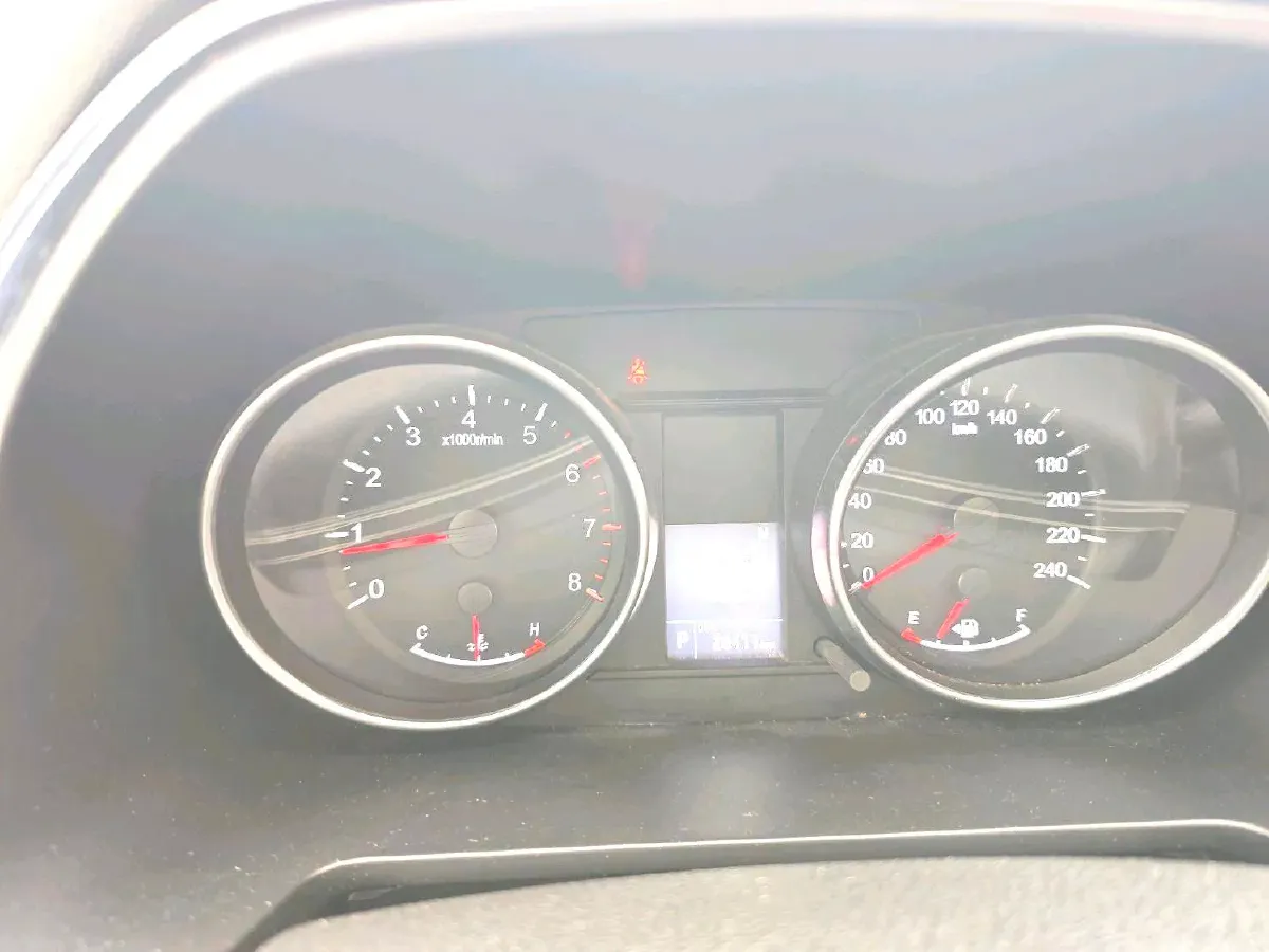 2023 Haval M6 1.5T 150HP L4 7DCT,autocango,china used car exporter,china ev exporter,chinese used car exporter,chinese used ev exporter