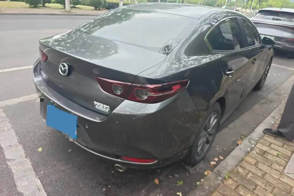 2021 Mazda 3 Axela 1.5L 117HP L4 6MT,autocango,china used car exporter,china ev exporter,chinese used car exporter,chinese used ev exporter