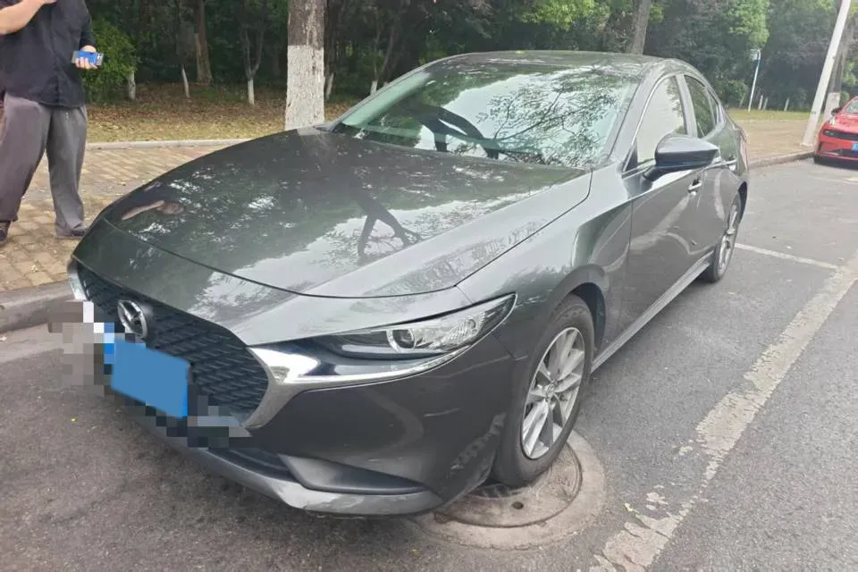 2021 Mazda 3 Axela 1.5L 117HP L4 6MT,autocango,china used car exporter,china ev exporter,chinese used car exporter,chinese used ev exporter