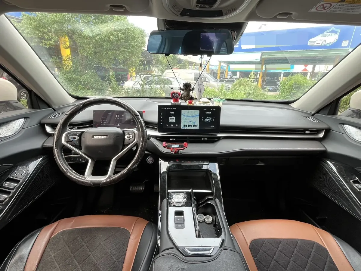 2021 Haval H6 2.0T 211HP L4 7DCT,autocango,china used car exporter,china ev exporter,chinese used car exporter,chinese used ev exporter