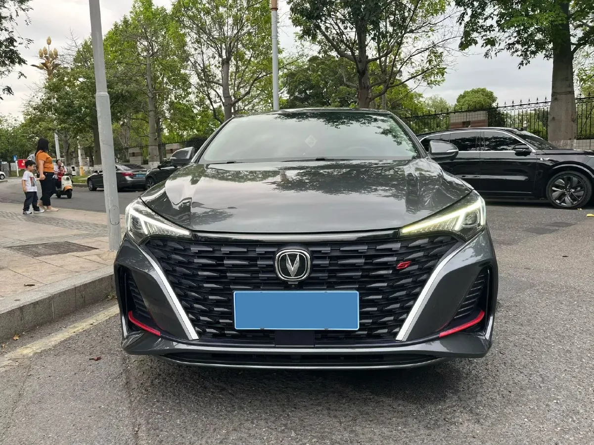 2023 ChangAn Eado 1.4T 160HP L4 7DCT,autocango,china used car exporter,china ev exporter,chinese used car exporter,chinese used ev exporter