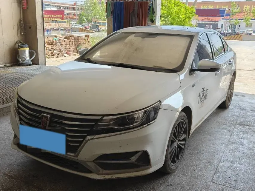 2019 Roewe i6 1.6L 125HP L4 5MT,autocango,china used car exporter,china ev exporter,chinese used car exporter,chinese used ev exporter