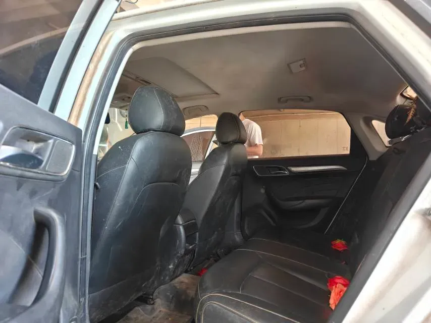 2019 Roewe i6 1.6L 125HP L4 5MT,autocango,china used car exporter,china ev exporter,chinese used car exporter,chinese used ev exporter