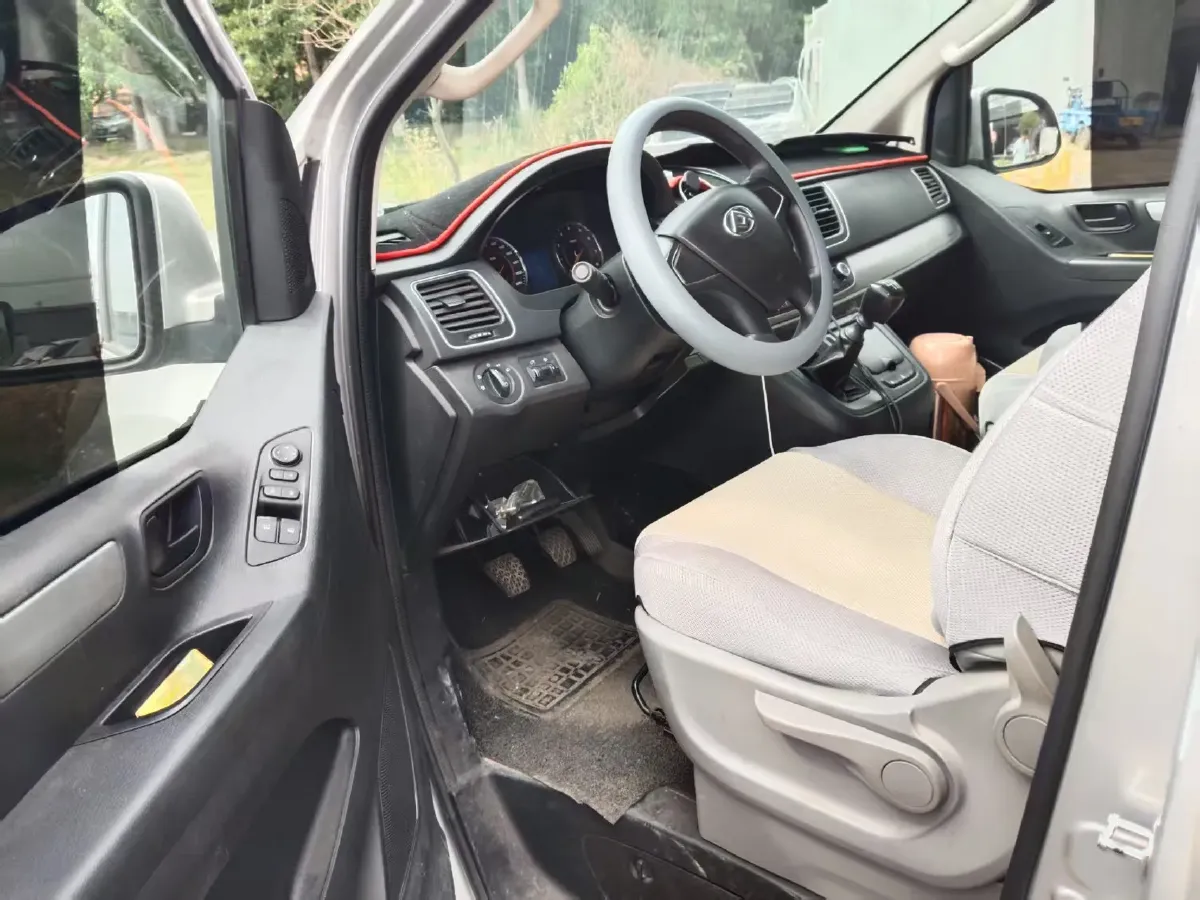 2020 MAXUS XinTu V90 2.0T 148HP L4 6MT,autocango,china used car exporter,china ev exporter,chinese used car exporter,chinese used ev exporter