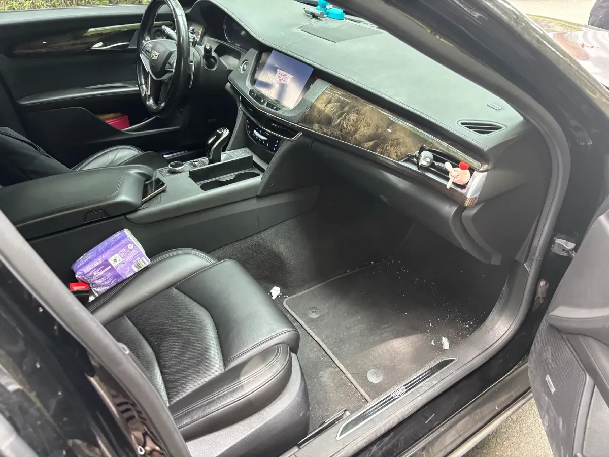 2021 Cadillac CT6 2.0T 237HP L4 10AT,autocango,china used car exporter,china ev exporter,chinese used car exporter,chinese used ev exporter