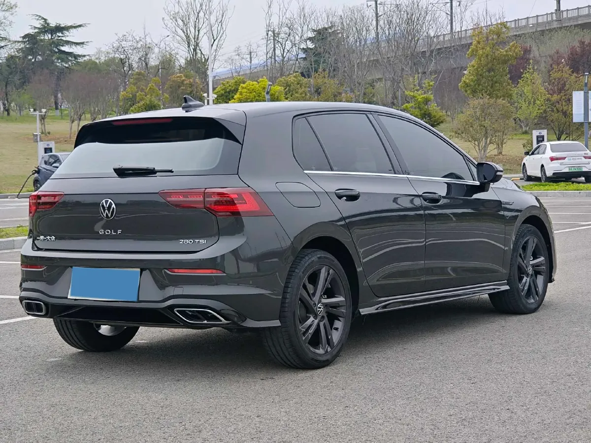 2023 Volkswagen Golf 1.4T 150HP L4 7DCT,autocango,china used car exporter,china ev exporter,chinese used car exporter,chinese used ev exporter