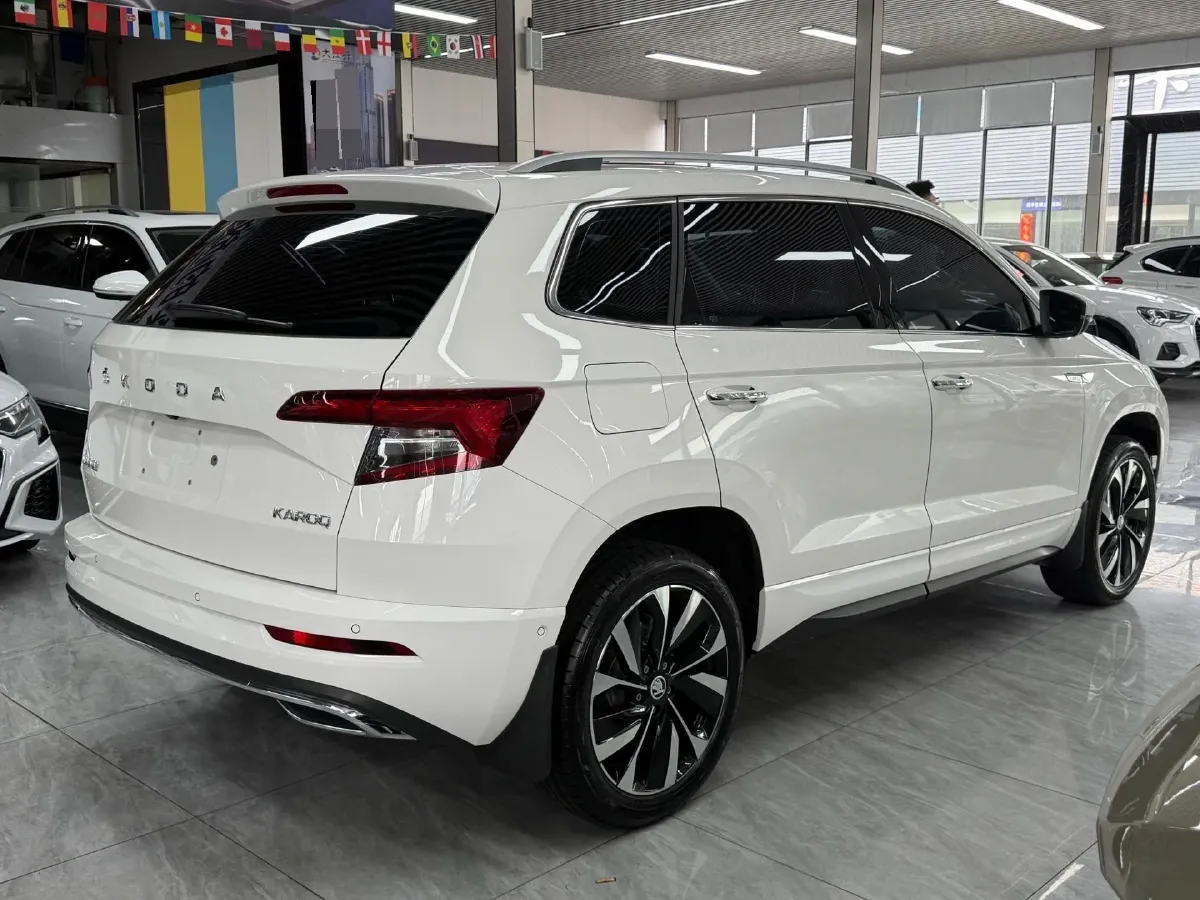 2023 Skoda Karoq 1.4T 150HP L4 7DCT,autocango,china used car exporter,china ev exporter,chinese used car exporter,chinese used ev exporter
