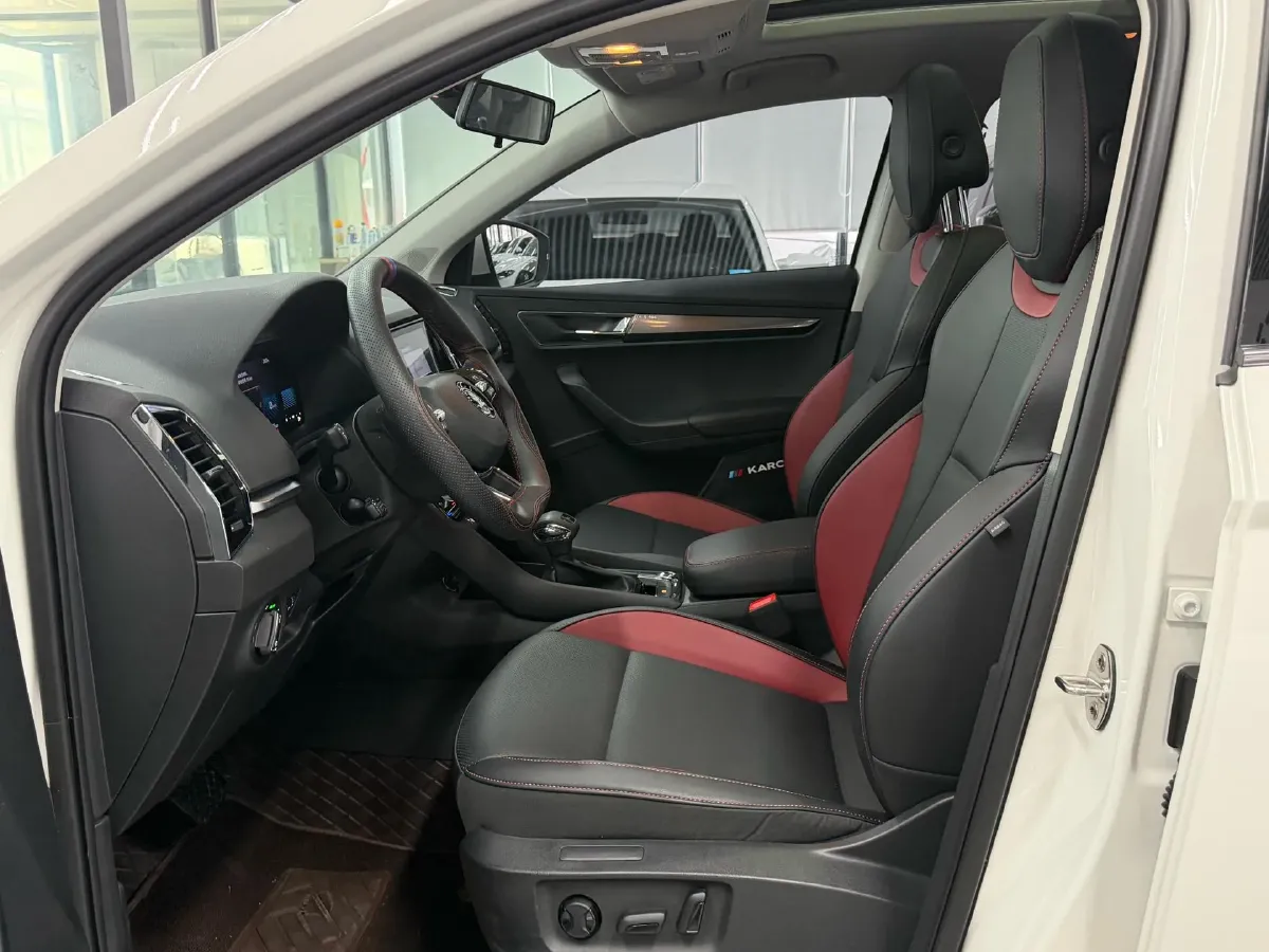 2023 Skoda Karoq 1.4T 150HP L4 7DCT,autocango,china used car exporter,china ev exporter,chinese used car exporter,chinese used ev exporter