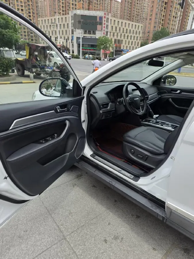 2018 Haval H6 1.5T 150HP L4 7DCT,autocango,china used car exporter,china ev exporter,chinese used car exporter,chinese used ev exporter