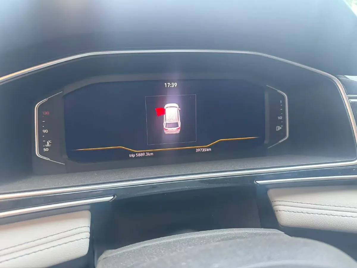 2023 Volkswagen Tiguan L 2.0T 186HP L4 7DCT,autocango,china used car exporter,china ev exporter,chinese used car exporter,chinese used ev exporter