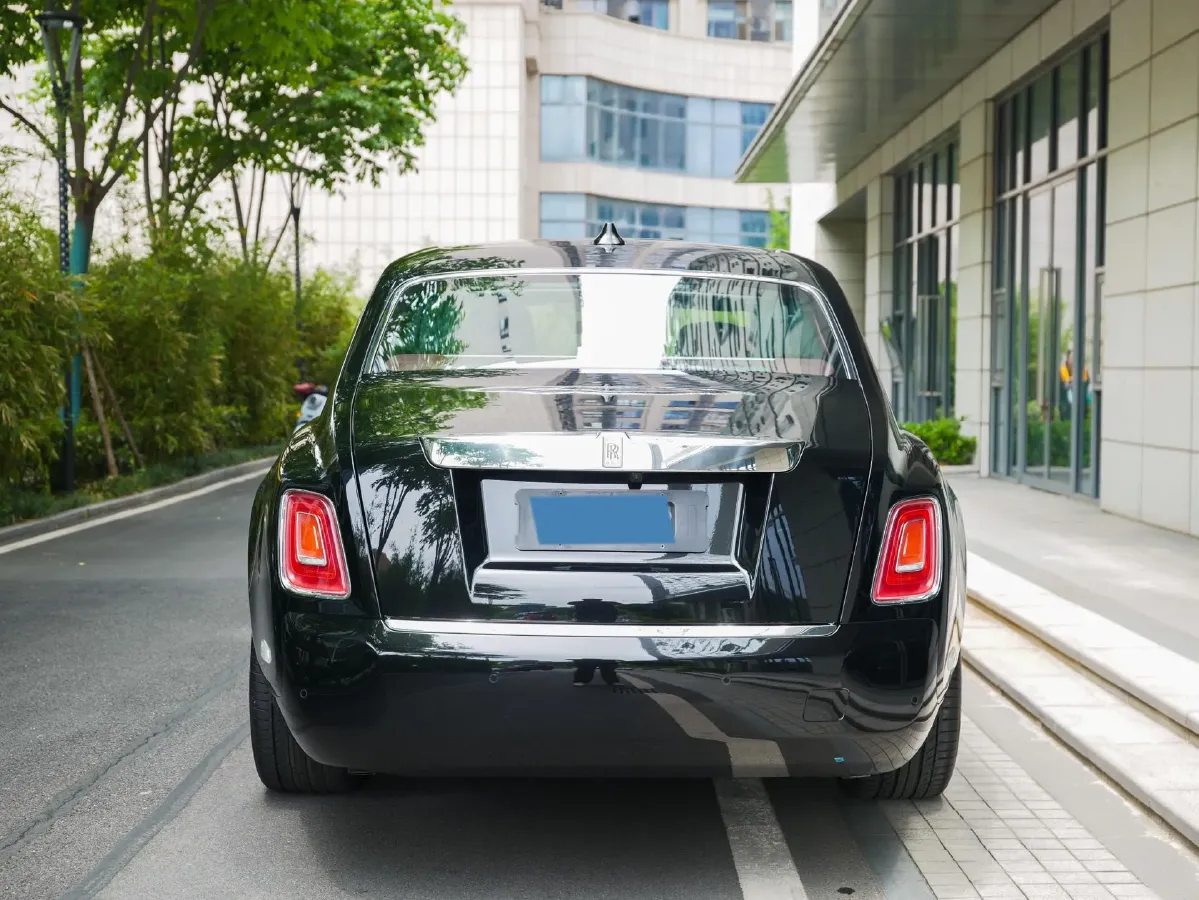 2018 Rolls-Royce Phantom 6.7T 571HP V12 8AT,autocango,china used car exporter,china ev exporter,chinese used car exporter,chinese used ev exporter