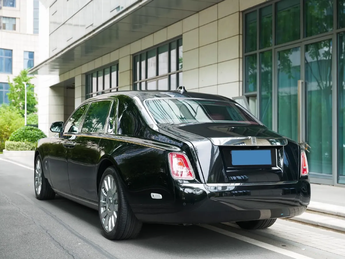 2018 Rolls-Royce Phantom 6.7T 571HP V12 8AT,autocango,china used car exporter,china ev exporter,chinese used car exporter,chinese used ev exporter