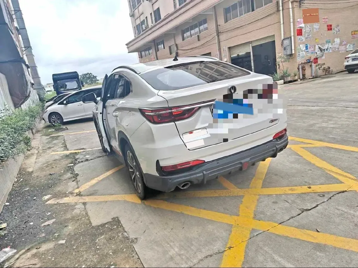 2021 ChangAn CS85 Coupe 1.5T 178HP L4 7DCT,autocango,china used car exporter,china ev exporter,chinese used car exporter,chinese used ev exporter