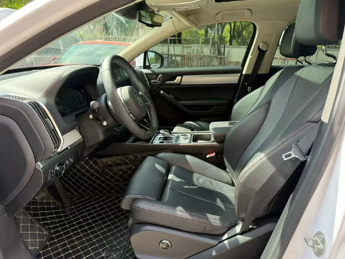 2018 BYD Tang 2.0T 205HP L4 6DCT PHEV 23.97KWH,autocango,china used car exporter,china ev exporter,chinese used car exporter,chinese used ev exporter