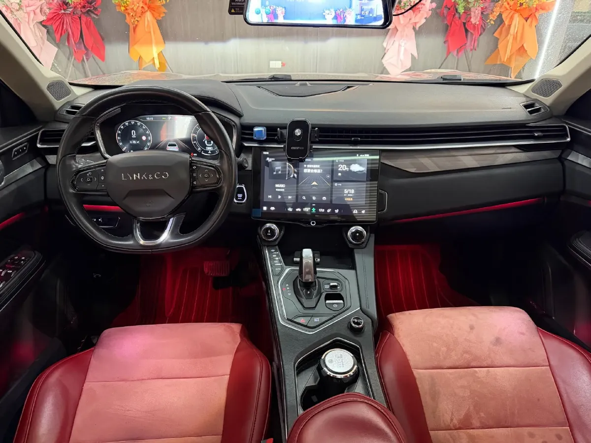 2021 LYNK&CO 01 2.0T 218HP L4 8AT,autocango,china used car exporter,china ev exporter,chinese used car exporter,chinese used ev exporter
