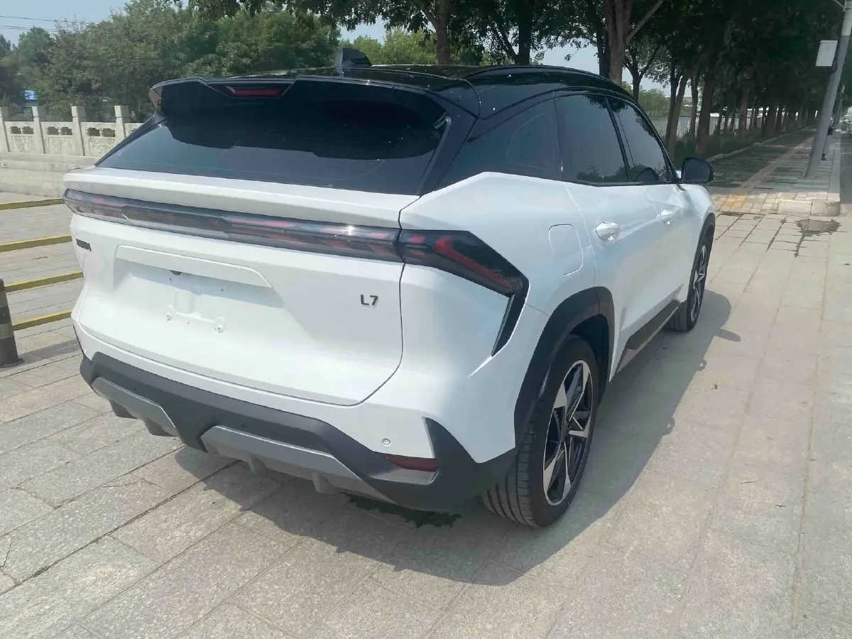 2023 Geely Galaxy L7 1.5T 163HP L4 3DHT PHEV 18.7KWH,autocango,china used car exporter,china ev exporter,chinese used car exporter,chinese used ev exporter