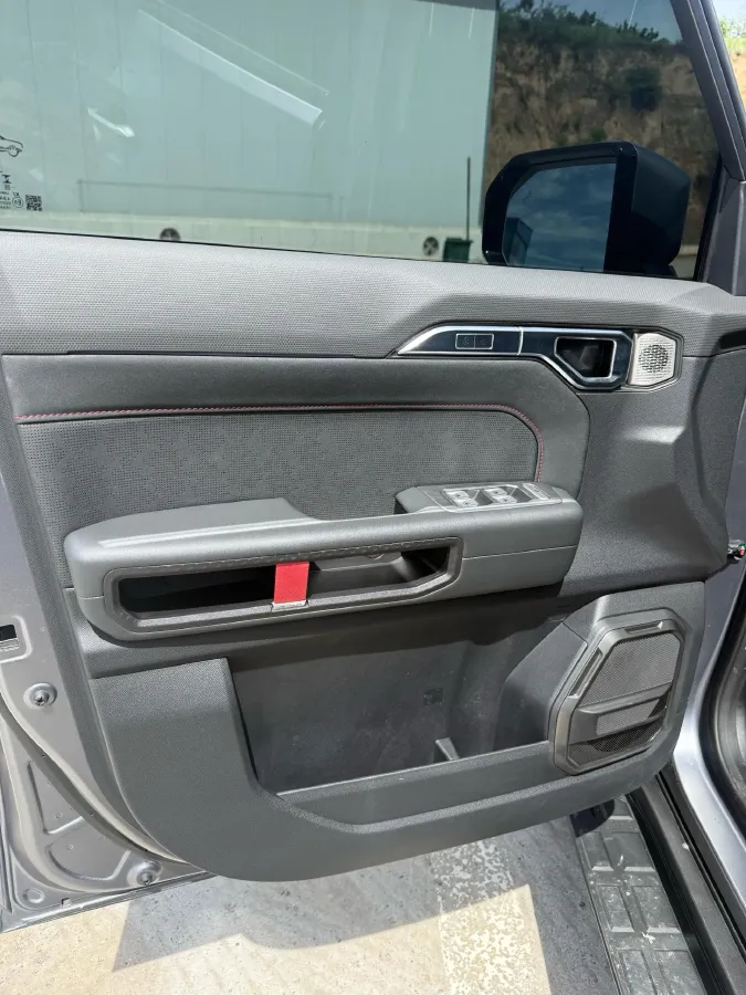 2023 Jetour Traveller 2.0T 254HP L4 8AT,autocango,china used car exporter,china ev exporter,chinese used car exporter,chinese used ev exporter
