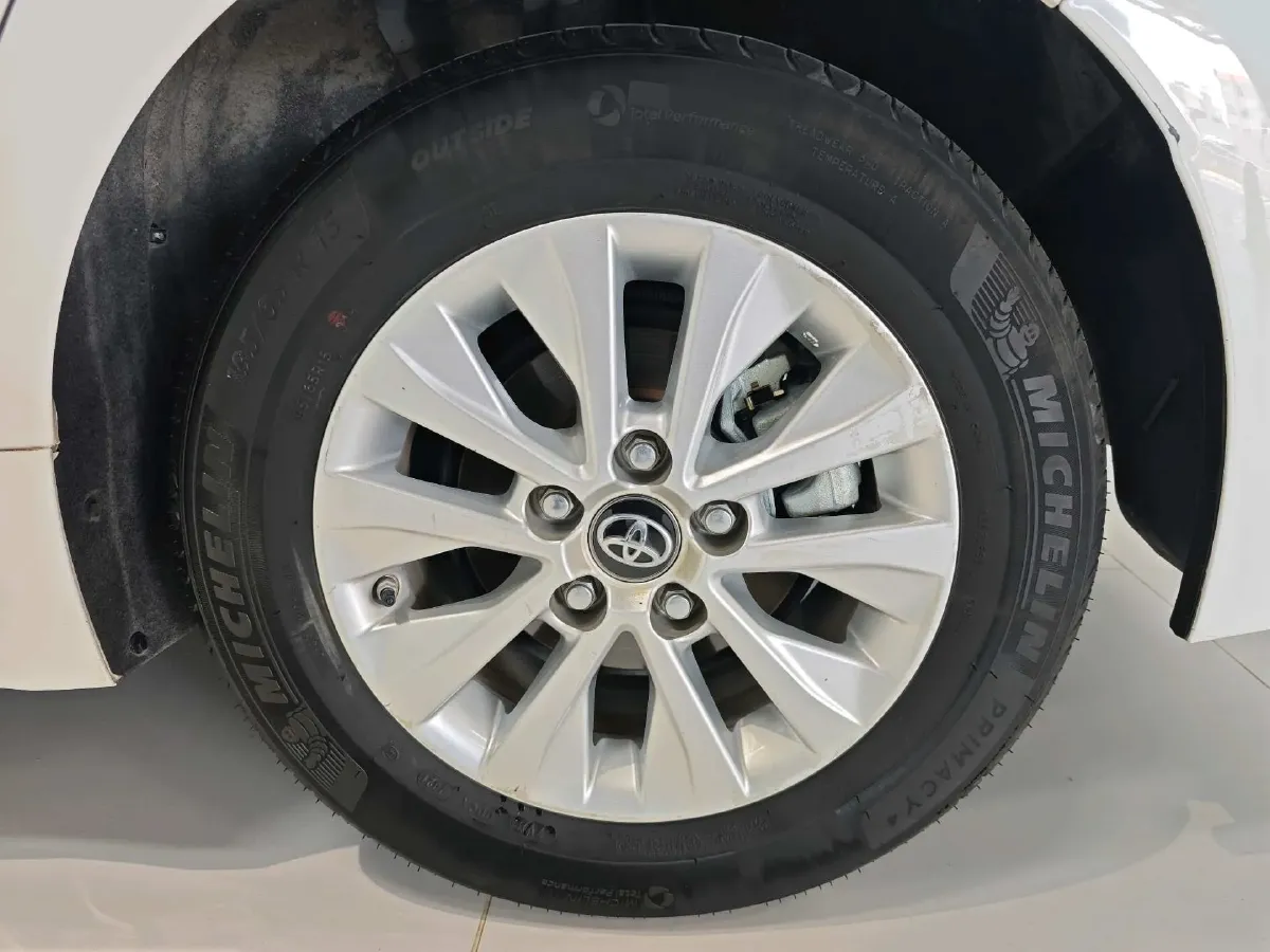 2021 Toyota Corolla 1.2T 116HP L4 CVT,autocango,china used car exporter,china ev exporter,chinese used car exporter,chinese used ev exporter