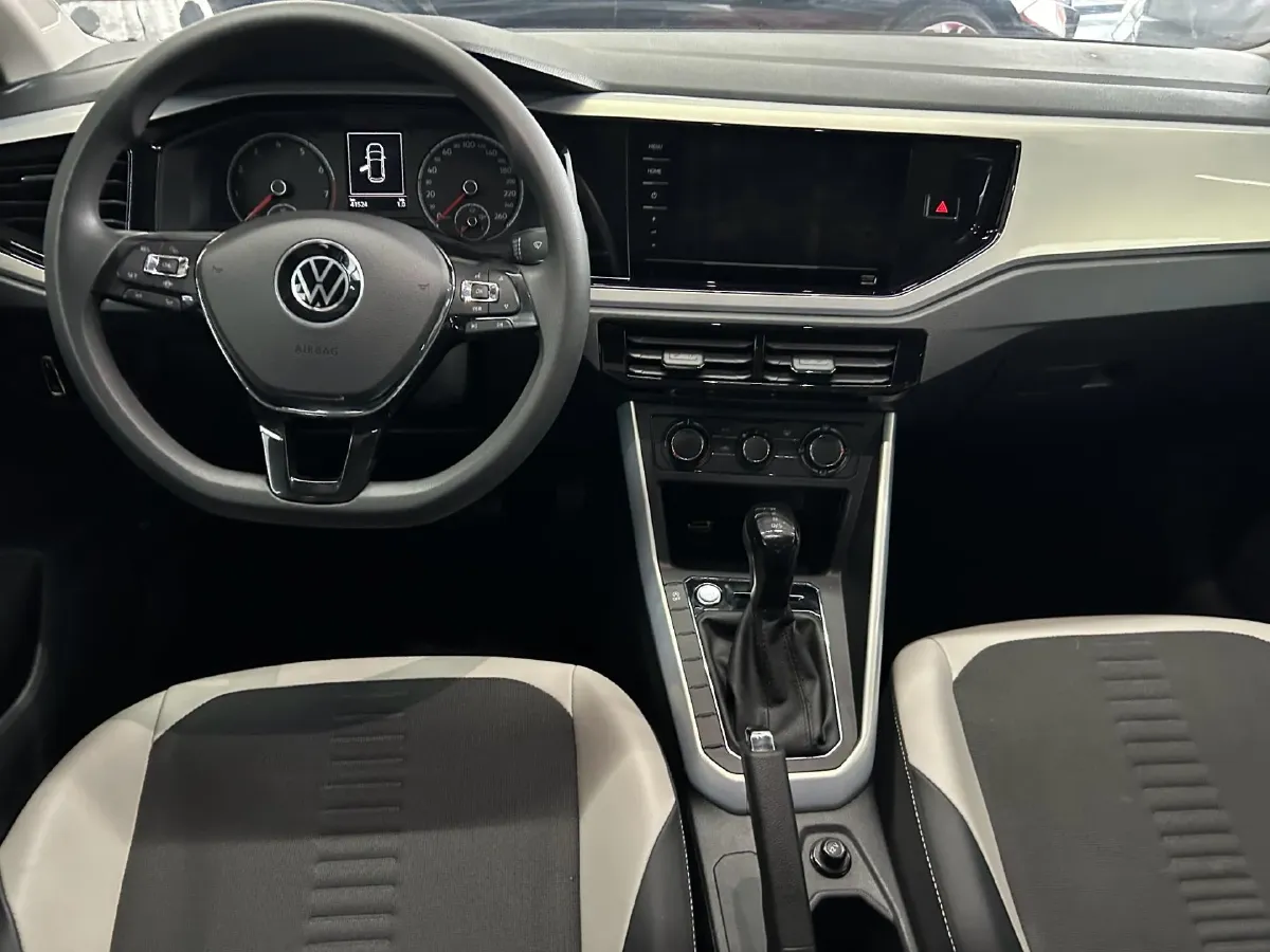 2021 Haval H6 1.5T 169HP L4 7DCT,autocango,china used car exporter,china ev exporter,chinese used car exporter,chinese used ev exporter