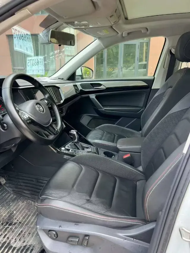 2019 Volkswagen Tayron 2.0T 186HP L4 7DCT,autocango,china used car exporter,china ev exporter,chinese used car exporter,chinese used ev exporter