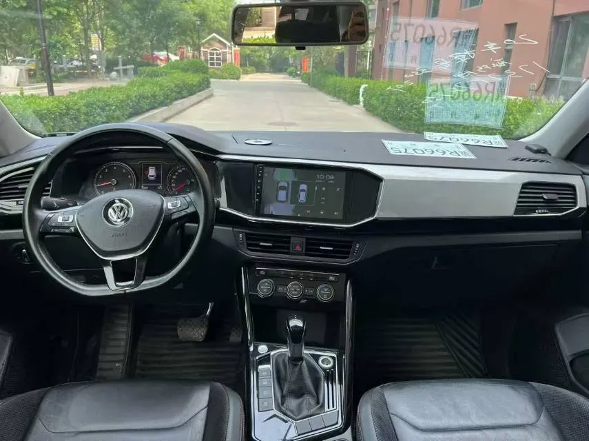2019 Volkswagen Tayron 2.0T 186HP L4 7DCT,autocango,china used car exporter,china ev exporter,chinese used car exporter,chinese used ev exporter