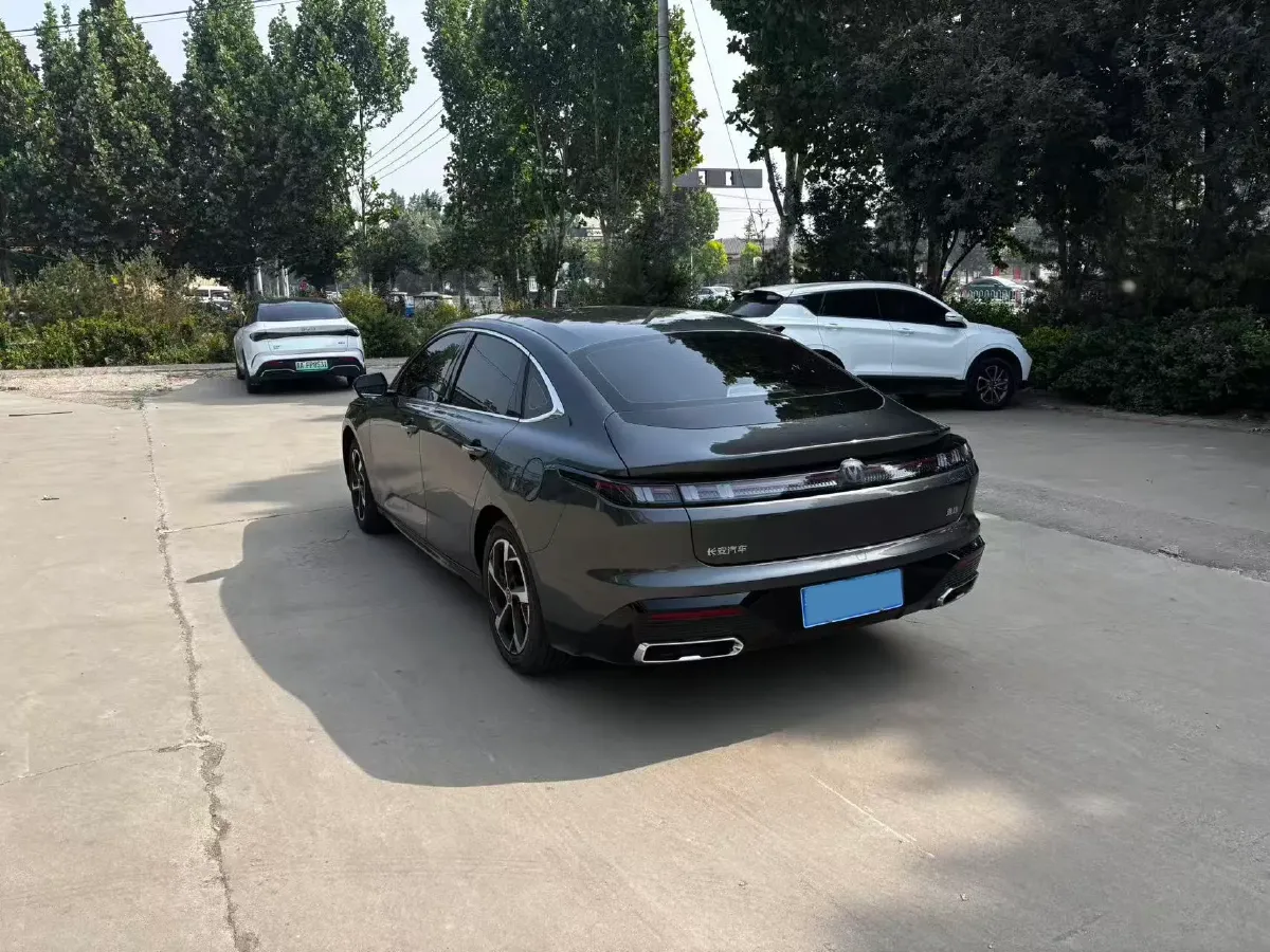 2026 ChangAn Eado 1.5T 192HP L4 7DCT,autocango,china used car exporter,china ev exporter,chinese used car exporter,chinese used ev exporter