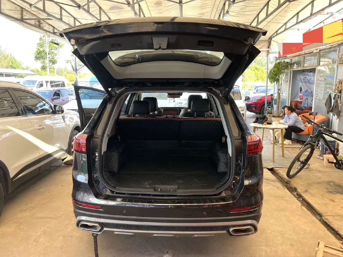 2021 Chery Tiggo 8 Plus 1.6T 197HP L4 7DCT,autocango,china used car exporter,china ev exporter,chinese used car exporter,chinese used ev exporter