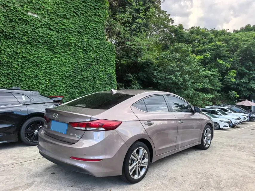 2016 Hyundai Elantra 1.6L 130HP L4 6AT,autocango,china used car exporter,china ev exporter,chinese used car exporter,chinese used ev exporter