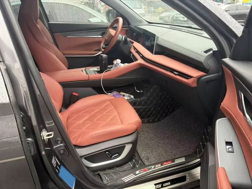 2023 ChangAn CS75 Plus 1.5T 188HP L4 8AT,autocango,china used car exporter,china ev exporter,chinese used car exporter,chinese used ev exporter