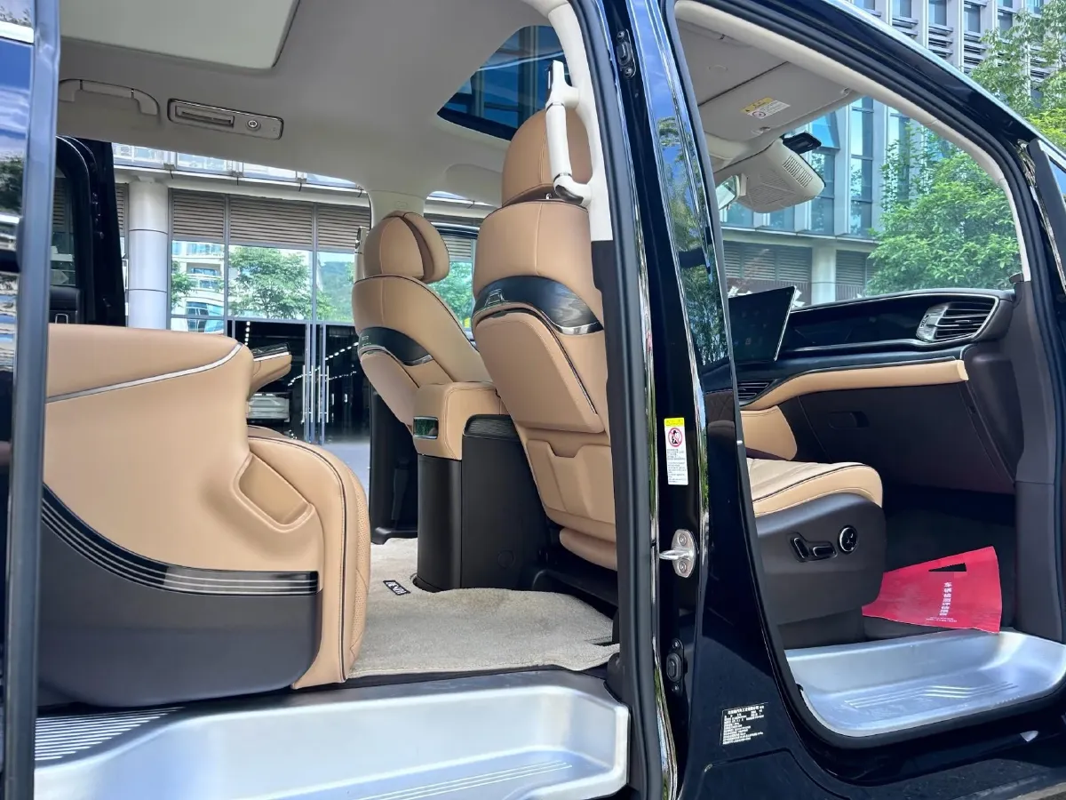 2024 Denza D9 1.5T 139HP L4 E-CVT PHEV 40KWH,autocango,china used car exporter,china ev exporter,chinese used car exporter,chinese used ev exporter