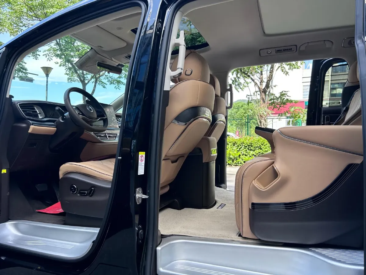 2024 Denza D9 1.5T 139HP L4 E-CVT PHEV 40KWH,autocango,china used car exporter,china ev exporter,chinese used car exporter,chinese used ev exporter