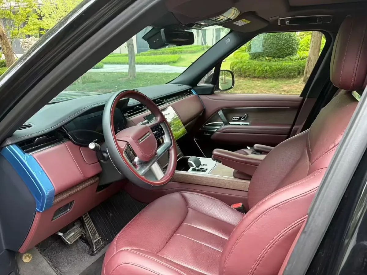 2025 Land Rover Range Rover 3.0T 400HP L6 8AT,autocango,china used car exporter,china ev exporter,chinese used car exporter,chinese used ev exporter