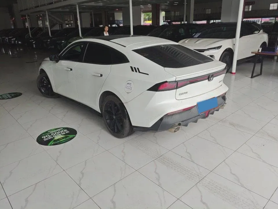 2023 ChangAn UNI-V 1.5T 188HP L4 7DCT,autocango,china used car exporter,china ev exporter,chinese used car exporter,chinese used ev exporter