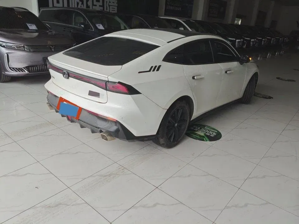 2023 ChangAn UNI-V 1.5T 188HP L4 7DCT,autocango,china used car exporter,china ev exporter,chinese used car exporter,chinese used ev exporter