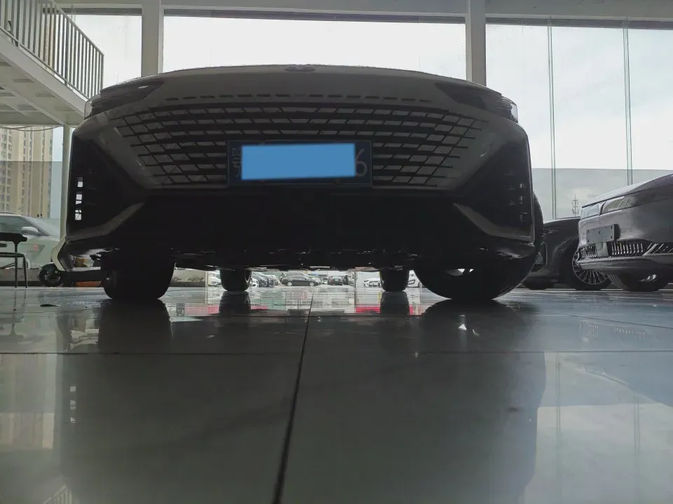 2023 ChangAn UNI-V 1.5T 188HP L4 7DCT,autocango,china used car exporter,china ev exporter,chinese used car exporter,chinese used ev exporter