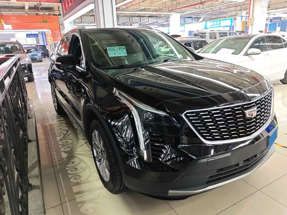 2021 Cadillac XT4 2.0T 237HP L4 9AT,autocango,china used car exporter,china ev exporter,chinese used car exporter,chinese used ev exporter