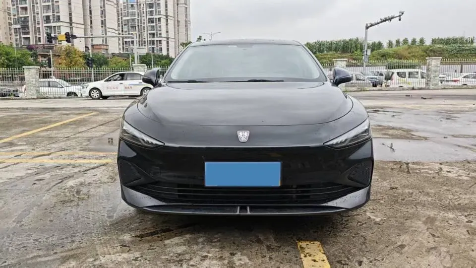 2023 Roewe D7 1.5L 112HP L4 1DHT PHEV 21.4KWH,autocango,china used car exporter,china ev exporter,chinese used car exporter,chinese used ev exporter