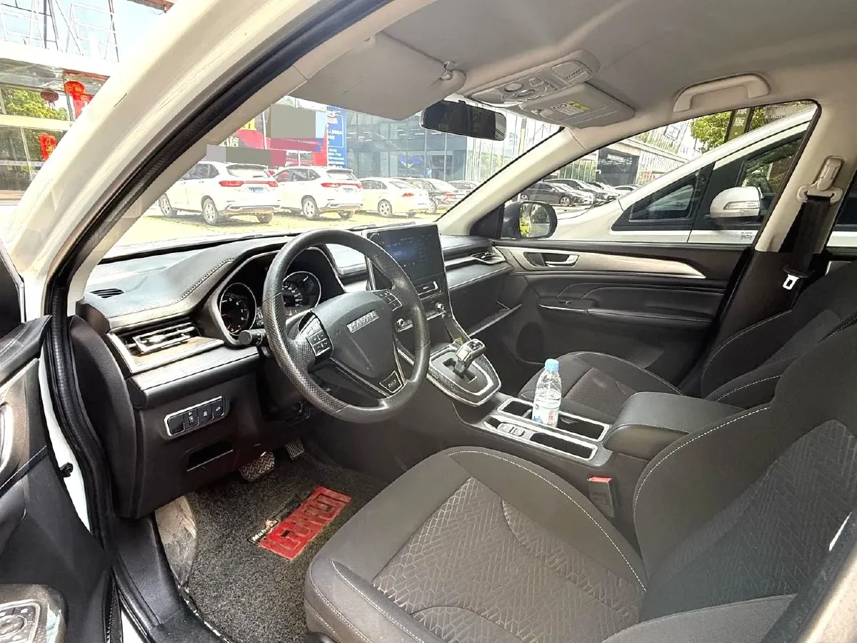 2023 Haval M6 1.5T 150HP L4 7DCT,autocango,china used car exporter,china ev exporter,chinese used car exporter,chinese used ev exporter