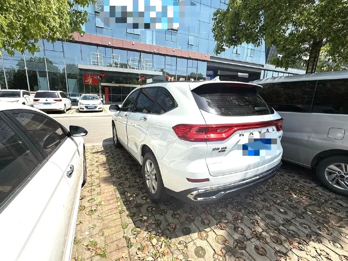 2023 Haval M6 1.5T 150HP L4 7DCT,autocango,china used car exporter,china ev exporter,chinese used car exporter,chinese used ev exporter