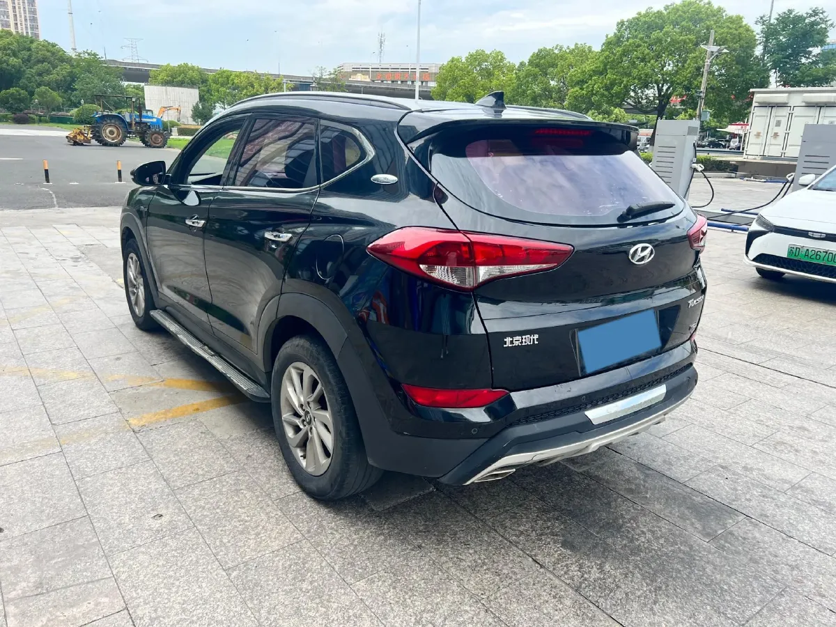 2018 Hyundai Tucson 1.6T 177HP L4 7DCT,autocango,china used car exporter,china ev exporter,chinese used car exporter,chinese used ev exporter