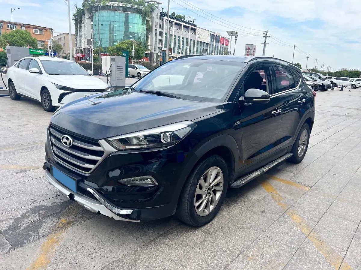 2018 Hyundai Tucson 1.6T 177HP L4 7DCT,autocango,china used car exporter,china ev exporter,chinese used car exporter,chinese used ev exporter