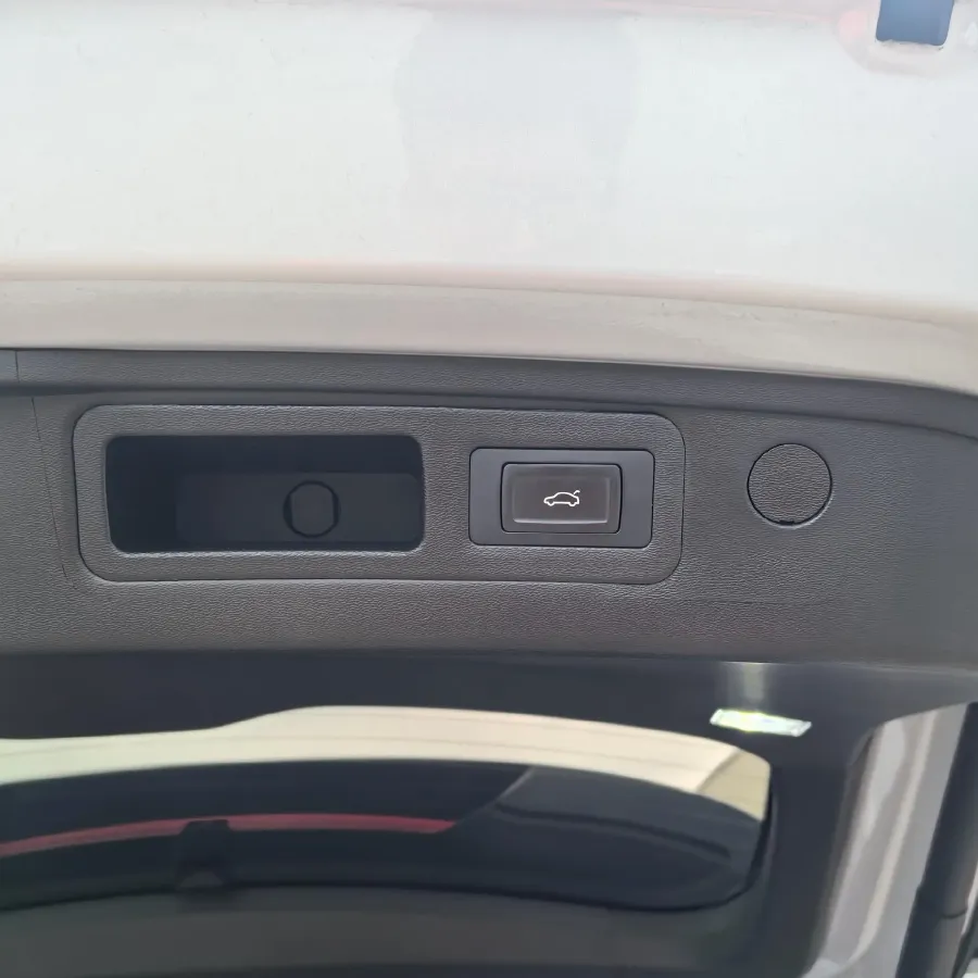 2024 Jetour X90 1.6T 197HP L4 7DCT,autocango,china used car exporter,china ev exporter,chinese used car exporter,chinese used ev exporter