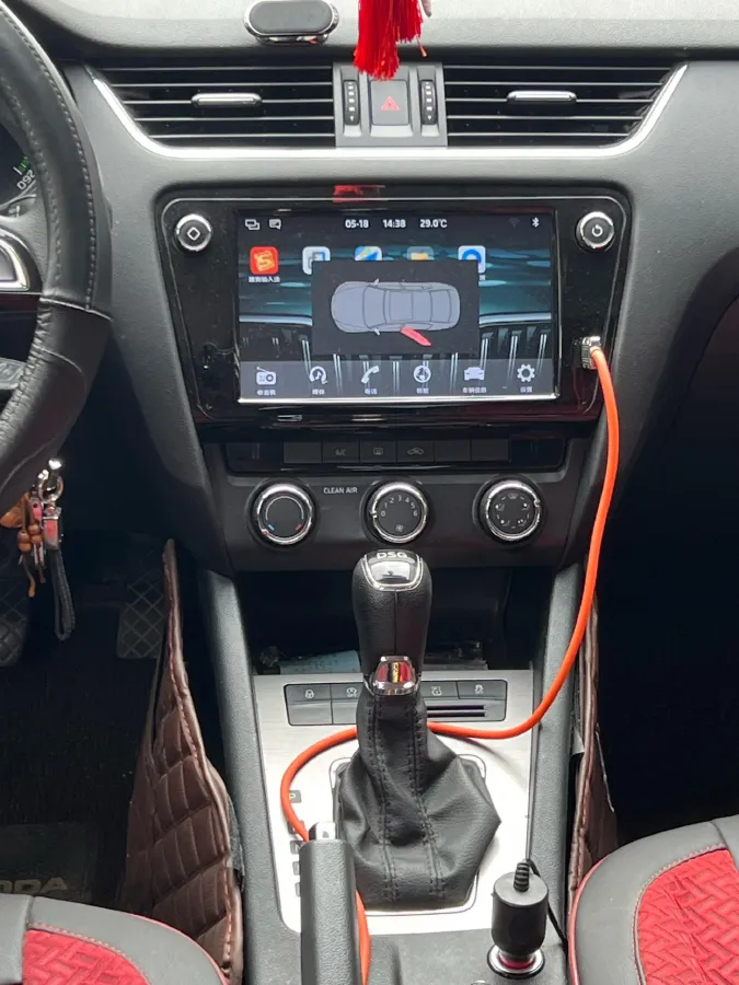 2019 Skoda Octavia 1.2T 116HP L4 7DCT,autocango,china used car exporter,china ev exporter,chinese used car exporter,chinese used ev exporter