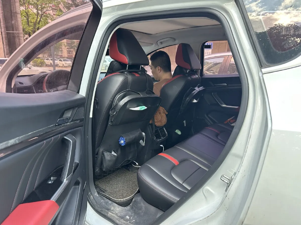 2018 Haval H4 1.5T 169HP L4 7DCT,autocango,china used car exporter,china ev exporter,chinese used car exporter,chinese used ev exporter