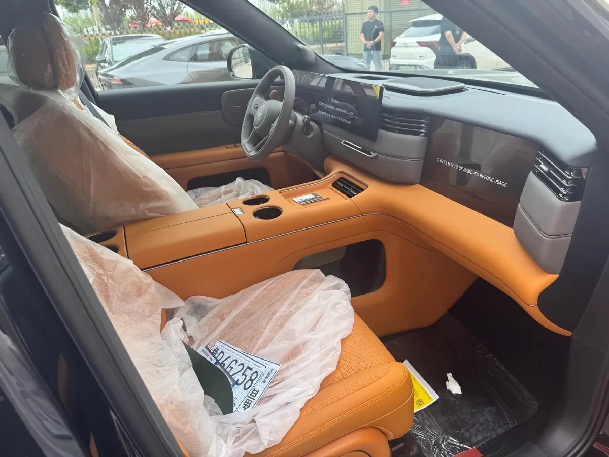 2026 WEY BlueMountain 1.5T 170HP L4 4DHT PHEV,autocango,china used car exporter,china ev exporter,chinese used car exporter,chinese used ev exporter