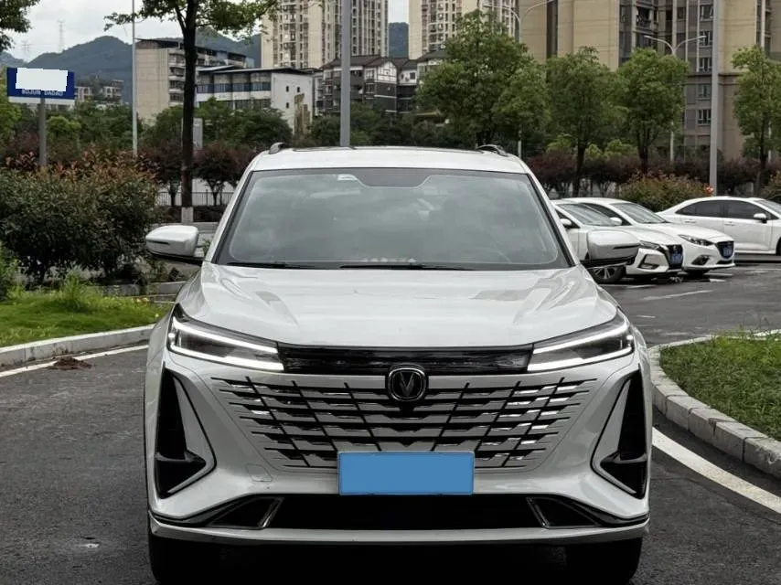 2023 ChangAn CS75 1.5T 188HP L4 7DCT,autocango,china used car exporter,china ev exporter,chinese used car exporter,chinese used ev exporter