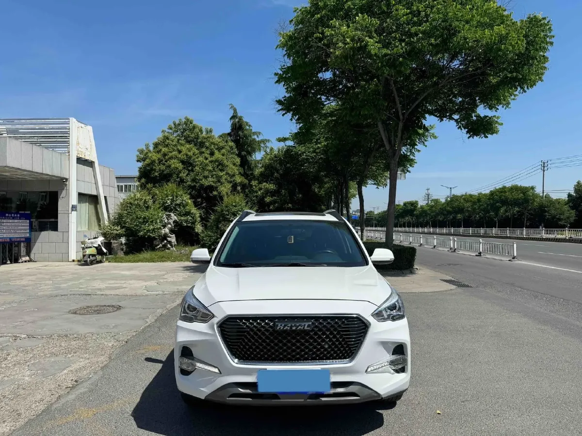 2018 Haval M6 1.5T 150HP L4 7DCT,autocango,china used car exporter,china ev exporter,chinese used car exporter,chinese used ev exporter